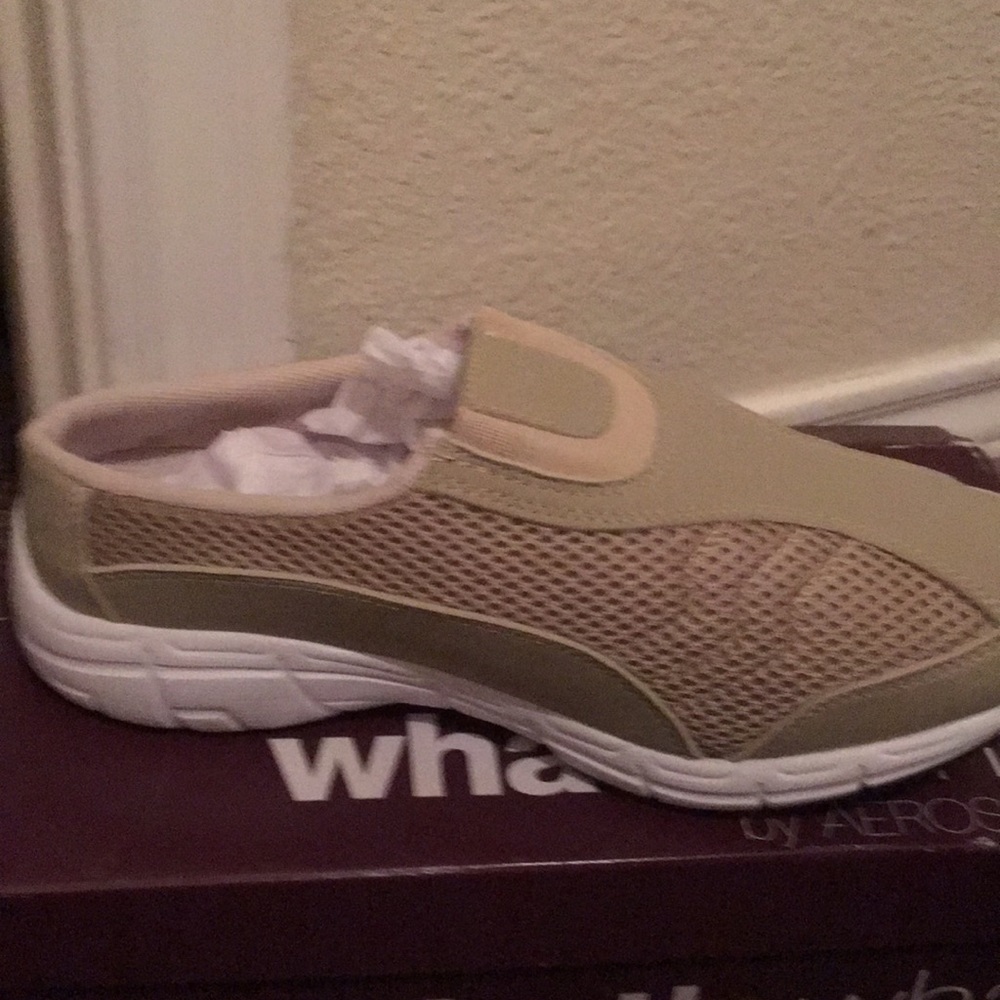 Shopping shoes